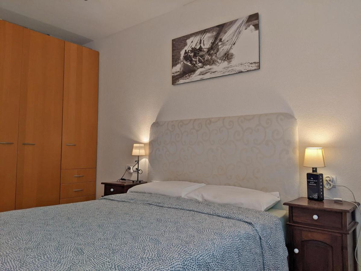 Апартаменты Apartamento Piscina Vilafortuny Камбрильс Экстерьер фото