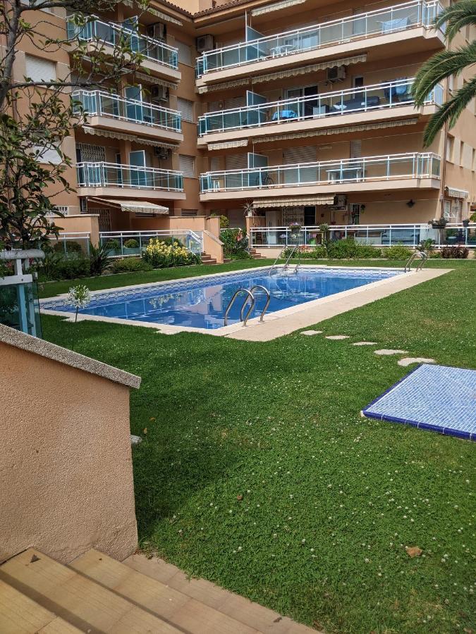 Апартаменты Apartamento Piscina Vilafortuny Камбрильс Экстерьер фото